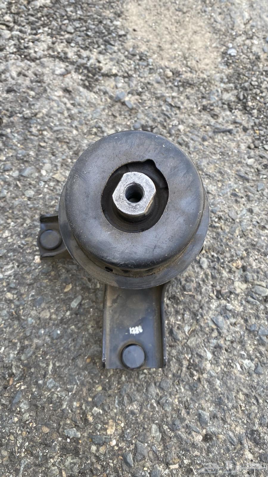 Lower Engine Mount Seats for Camry from 2012 - 201764564615358339113