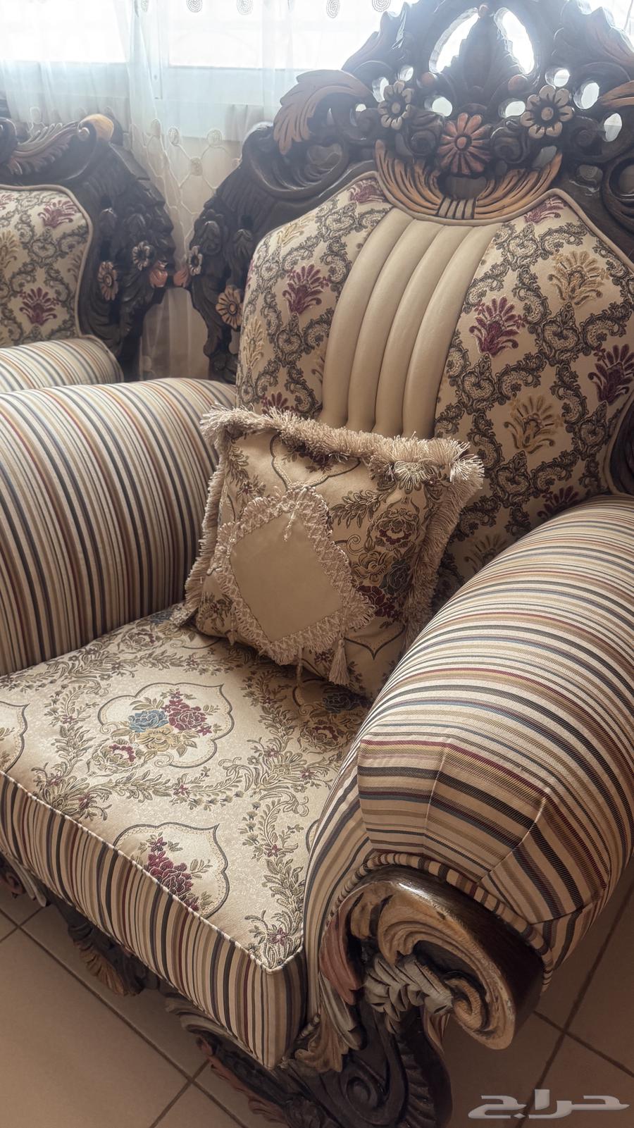 كنب واجهزه64410275557635114