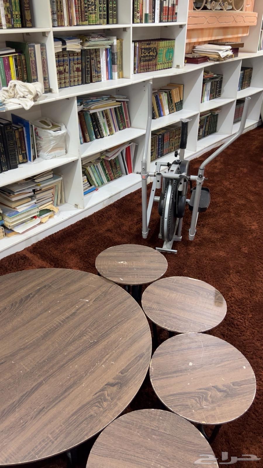 للبيع طقم طاولات اربع خدمه ووحده كبيره64410853816449111