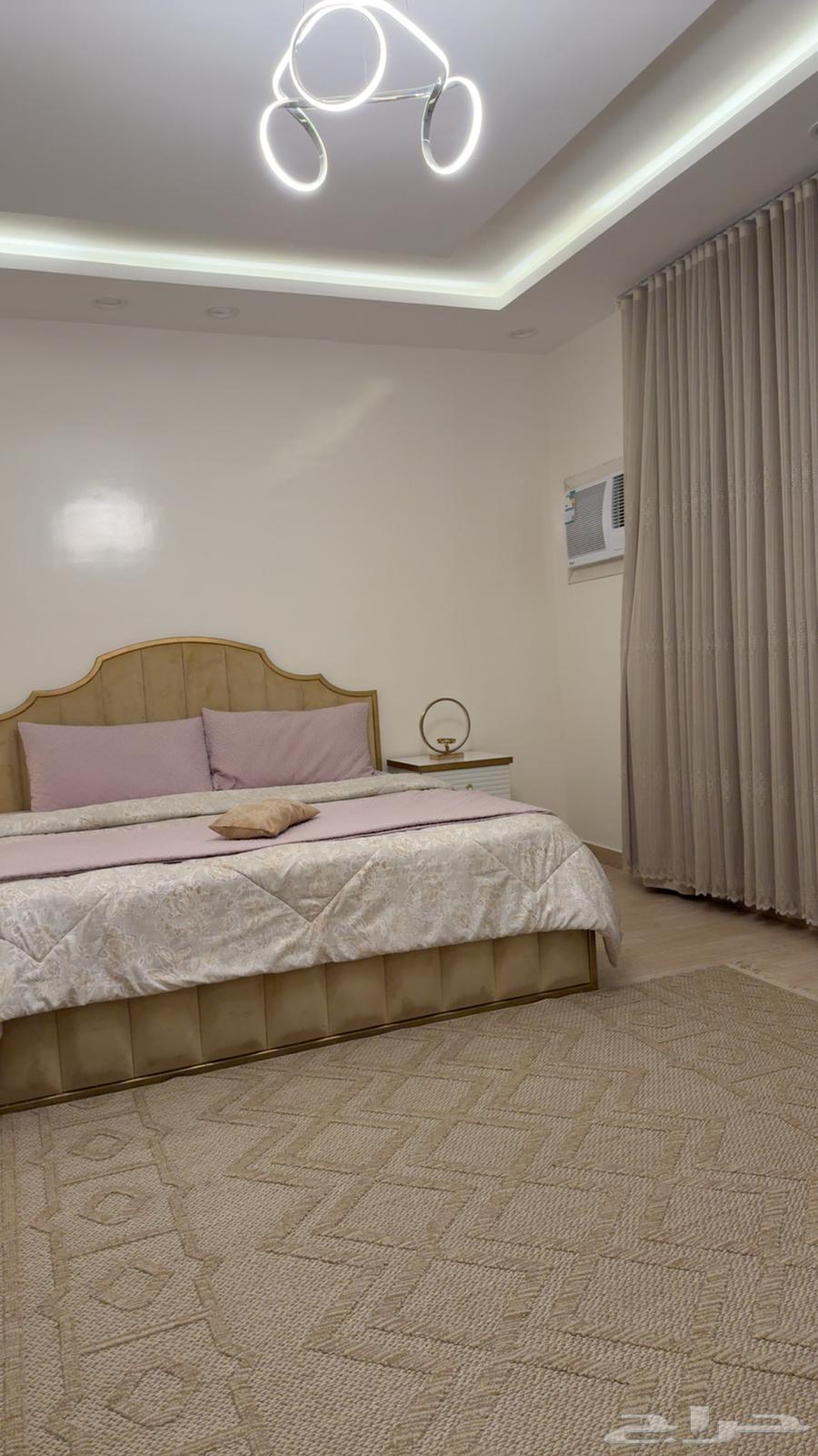 غرفه نوم استخدام جديد والله64410723462401112