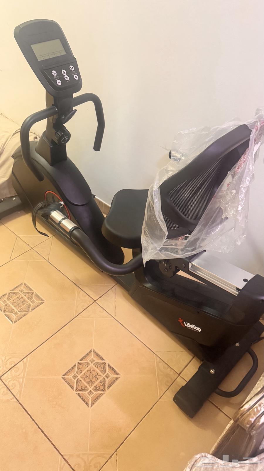 للبيع دراجه رياضيه64410435619073111