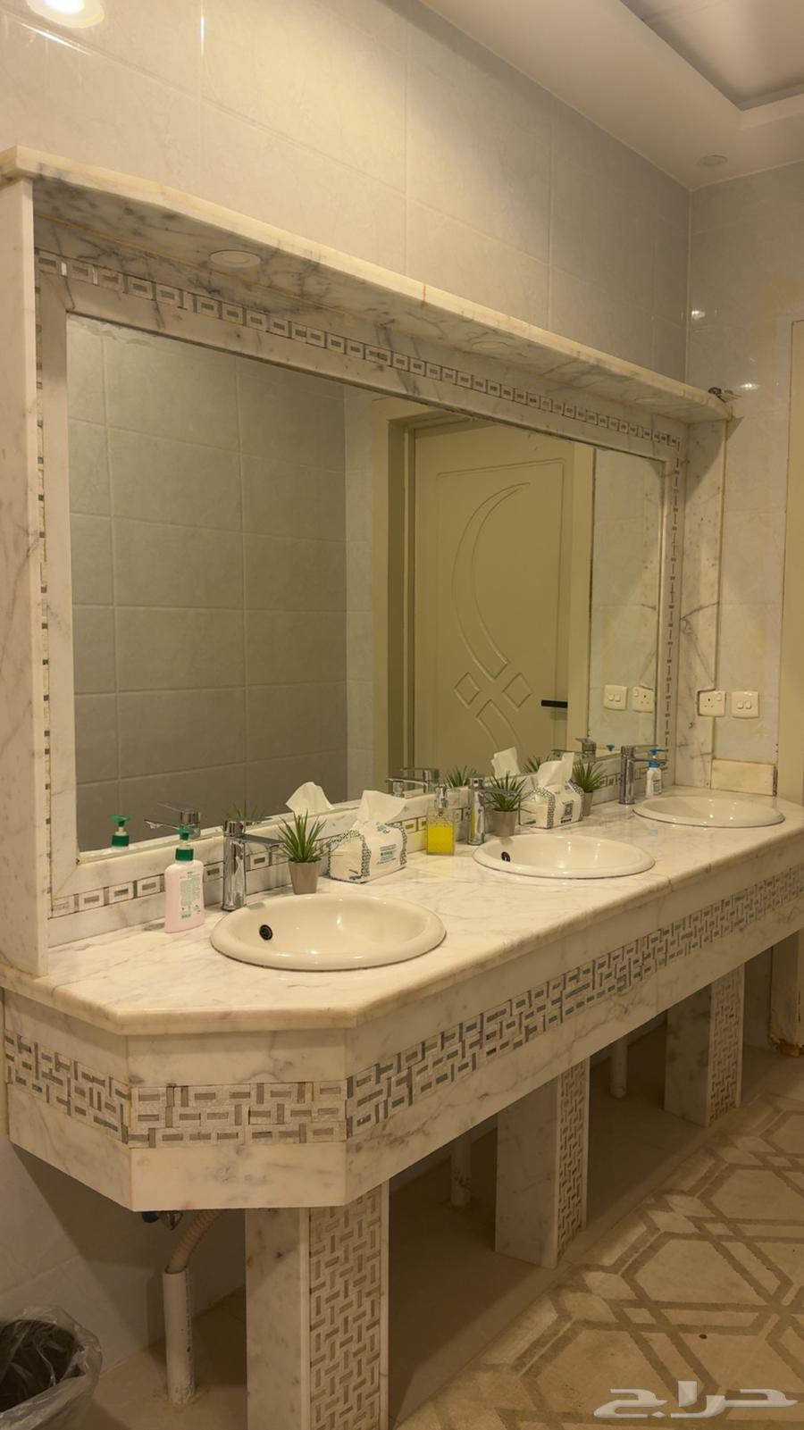 Three-compartment sinks64407699147649112