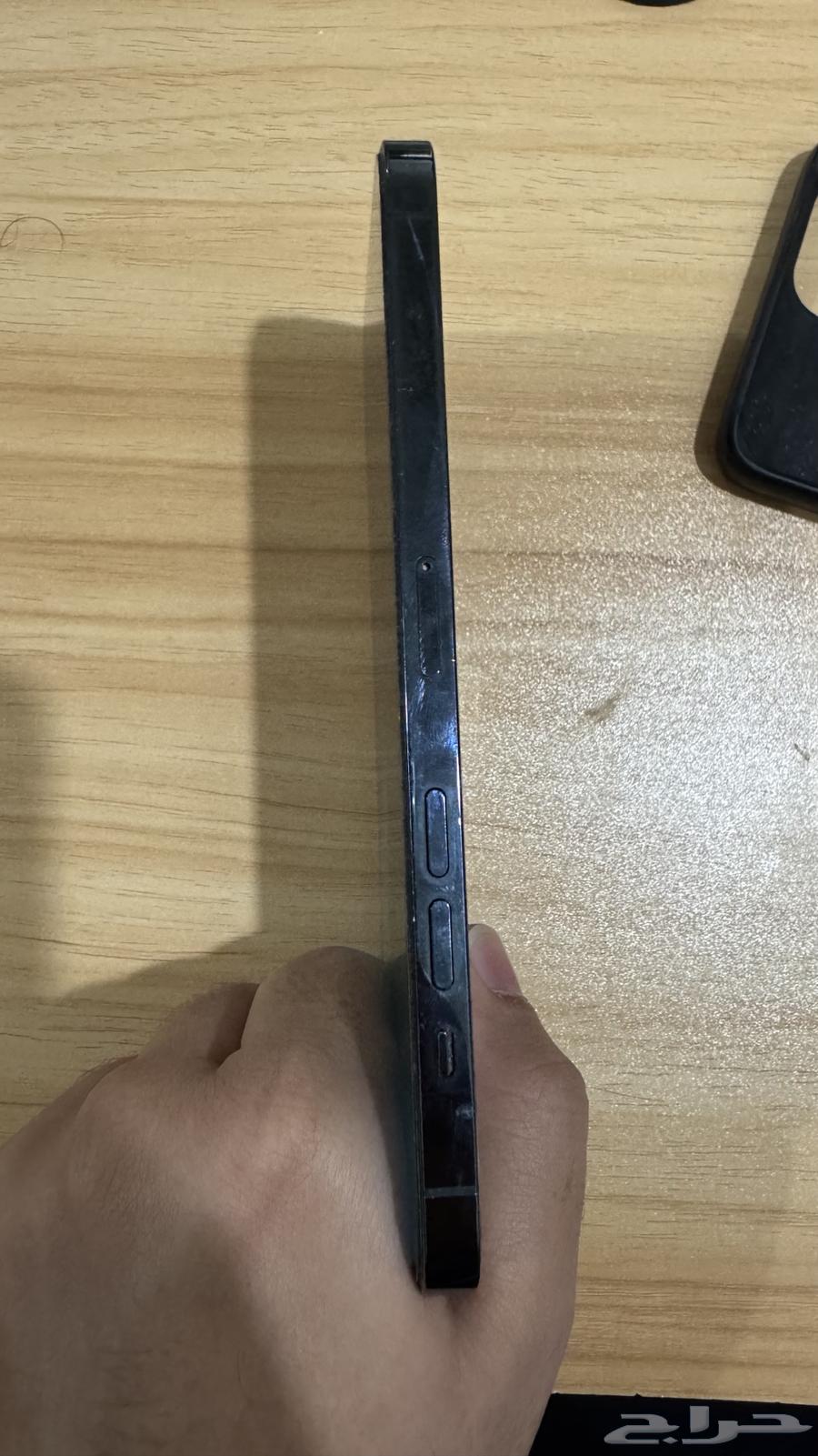 ايفون 12 برو ماكس64405971188482112