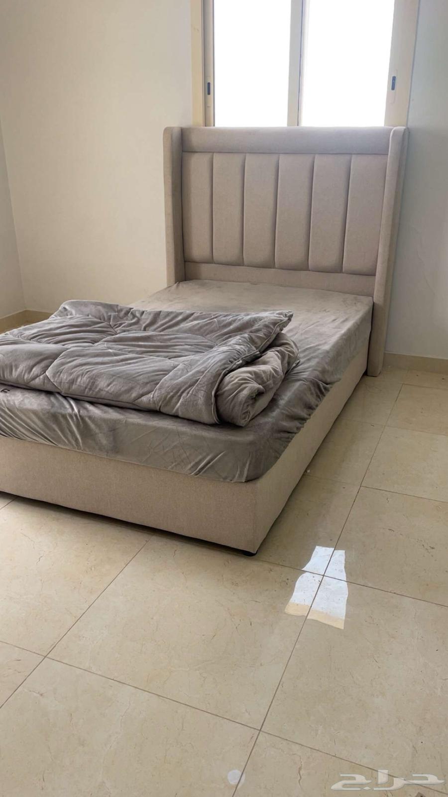 New single and a half bed, size 2 meters by 40, for sale64405541252610110