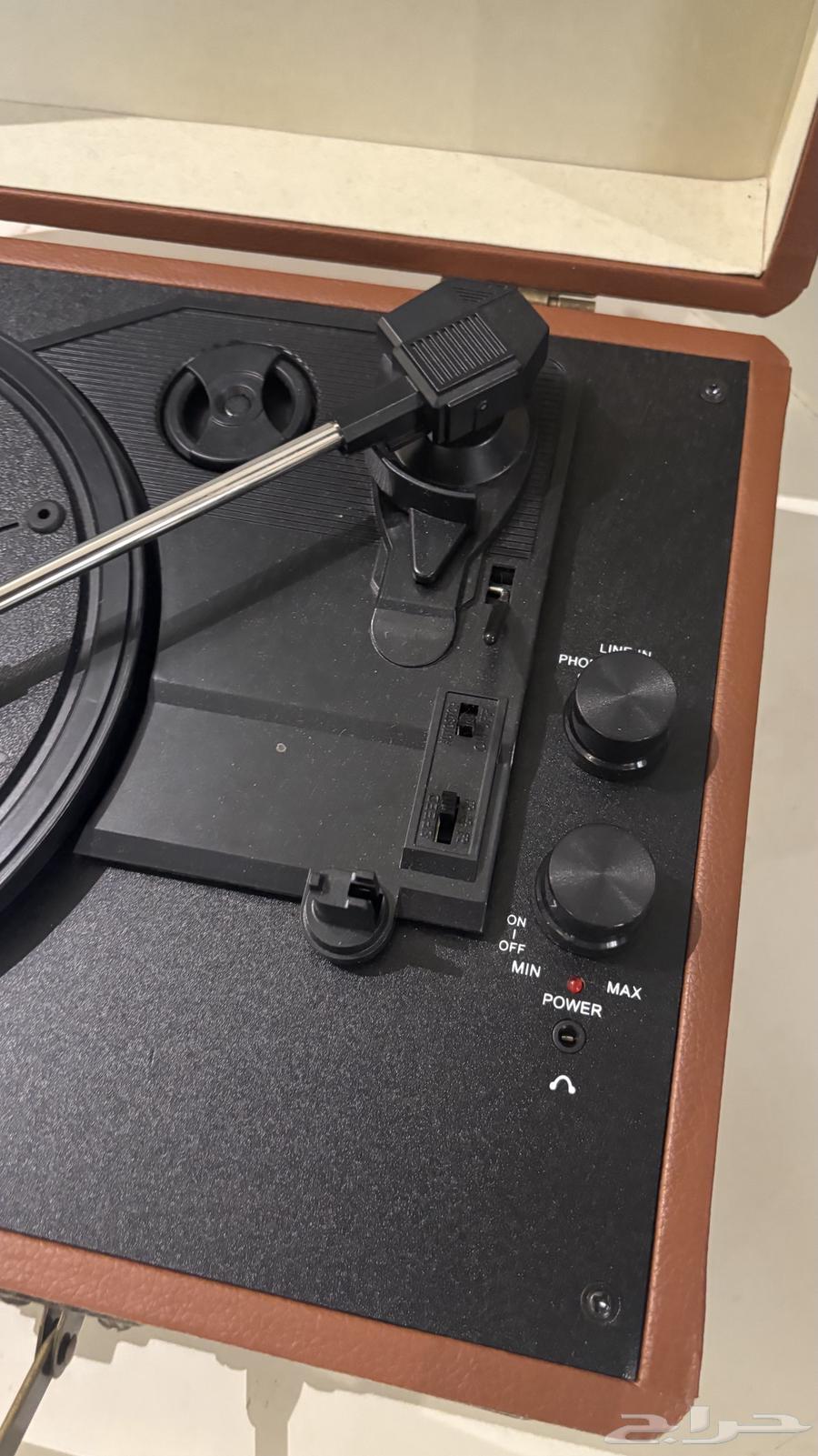 جرامافون مشغل صوتي للموسيقى64406388588930112