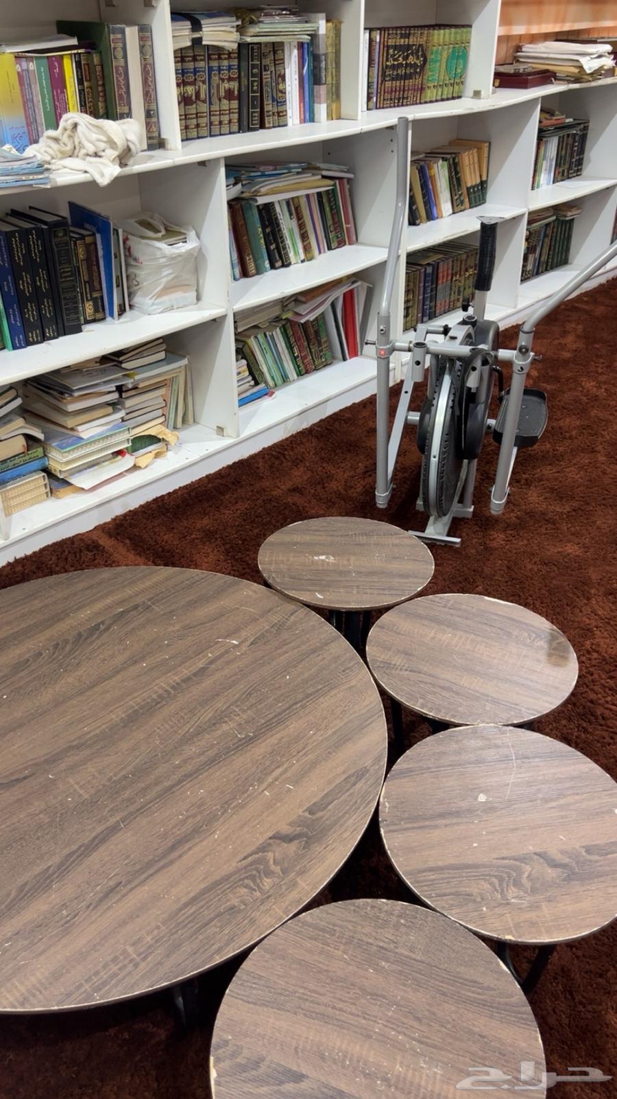 للبيع طقم طاولات اربع خدمه ووحده كبيره64410853816449110