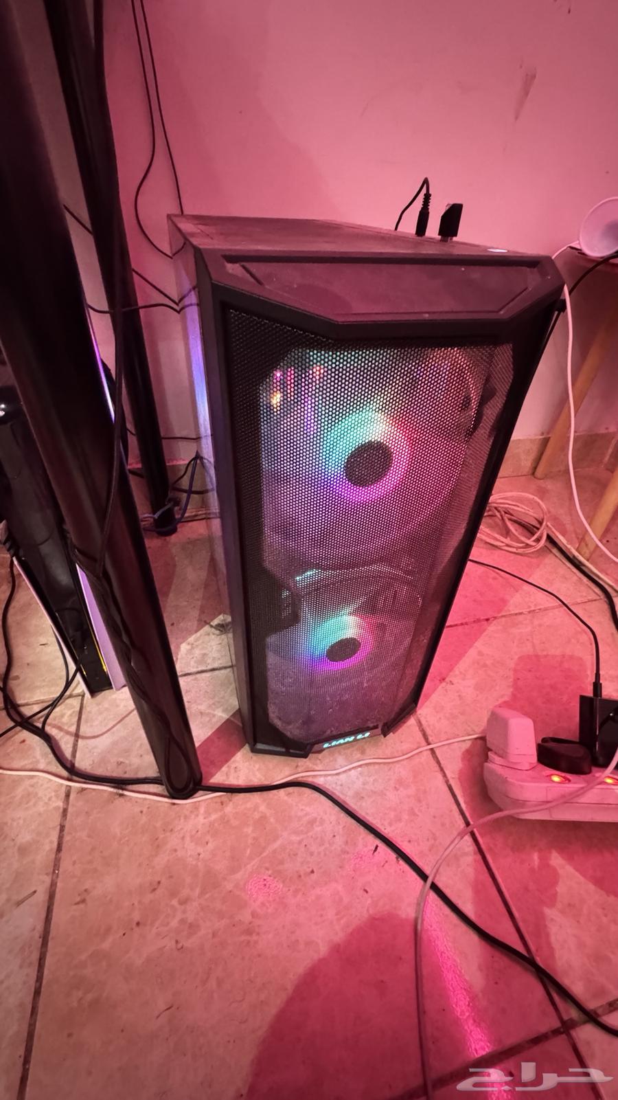 بي سي و شاشة للبيع64410974800899110