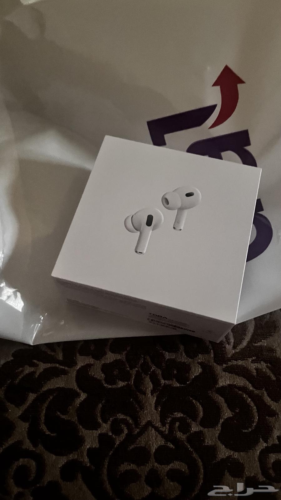 سماعة ايربودز إصدار الجيل 202464408259150593113