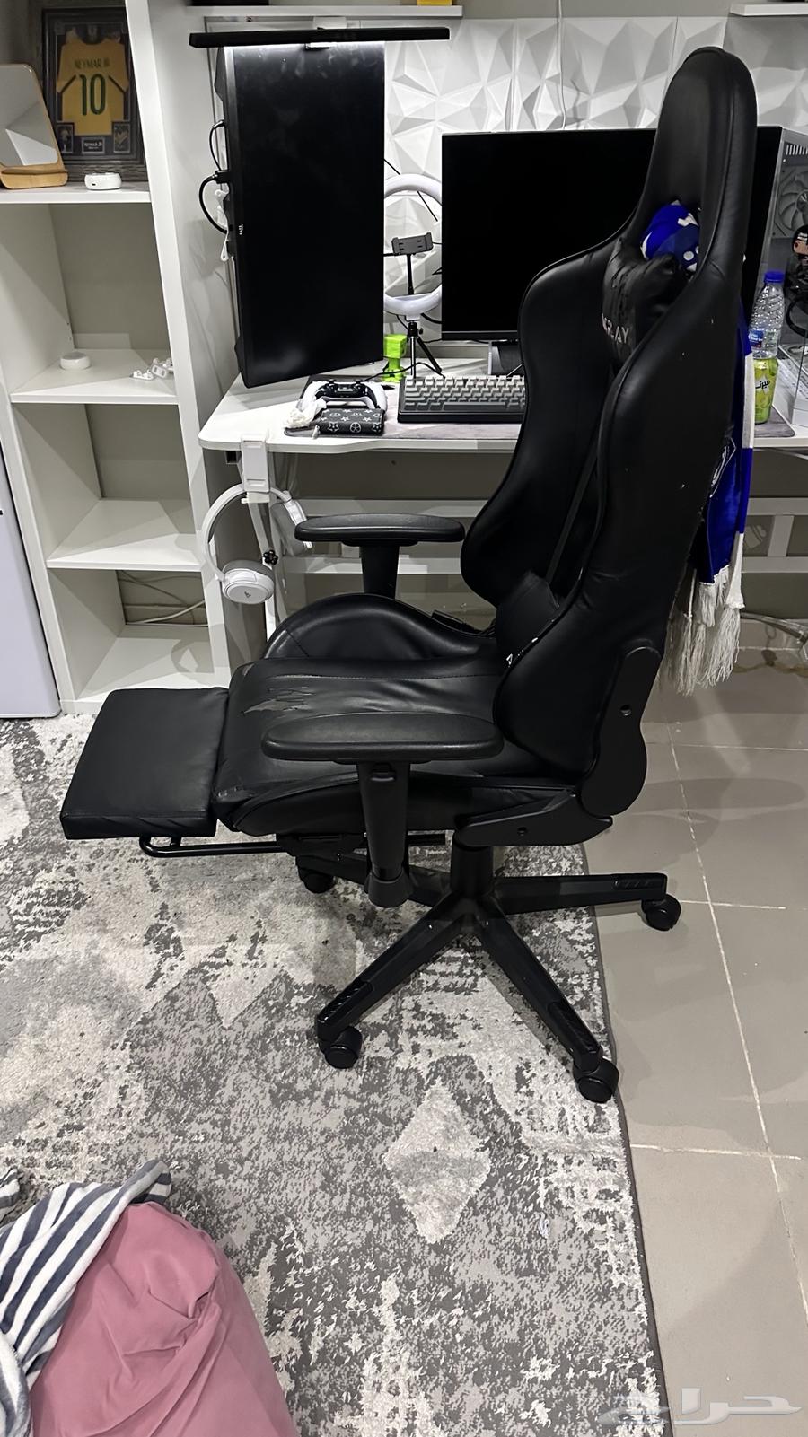 كرسي قيمنق64411108485889111