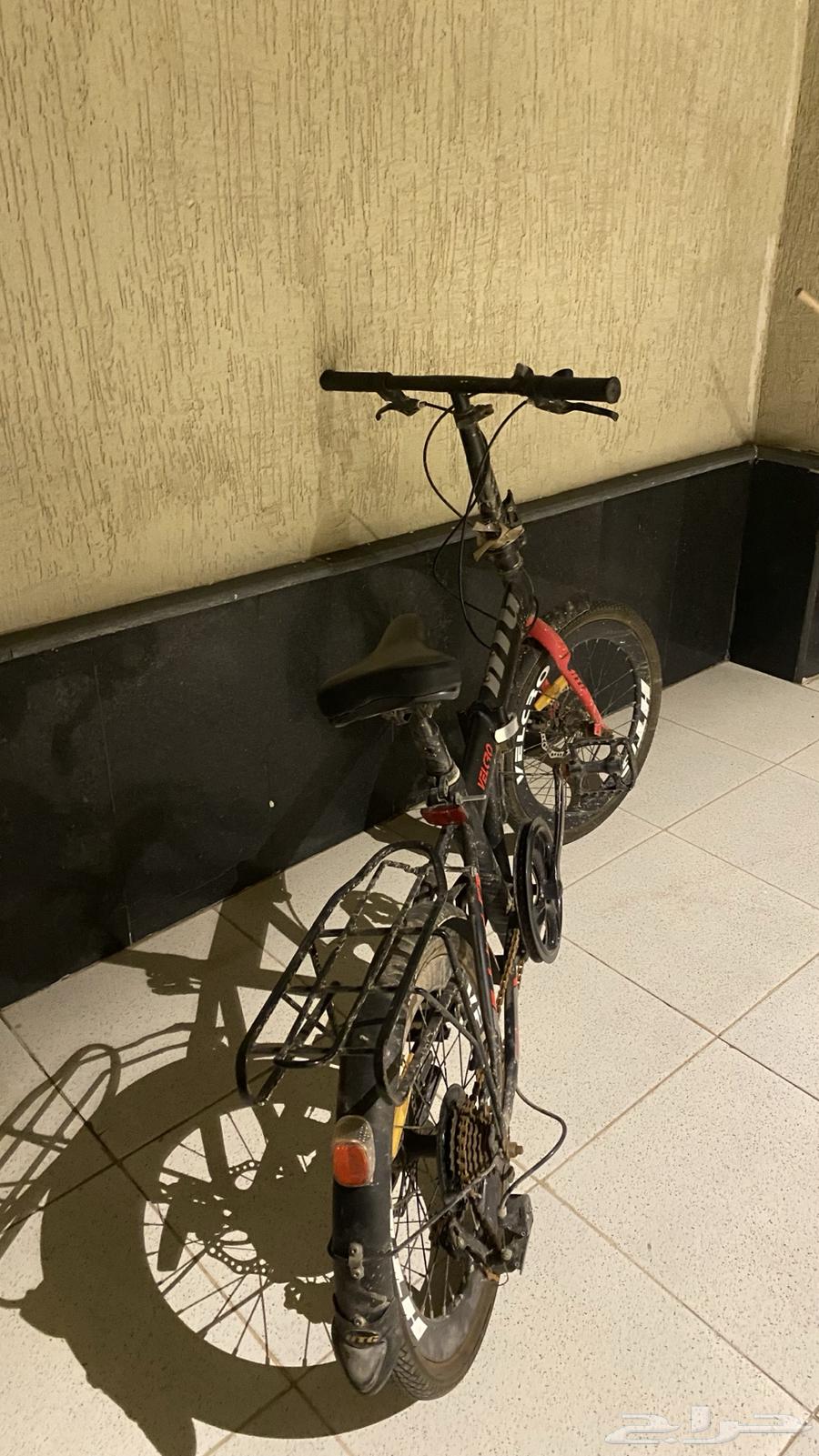 سيكل والله ما اعرف نوعه لكن قعد معي سنتين و جنزيره خربان64410494698370112