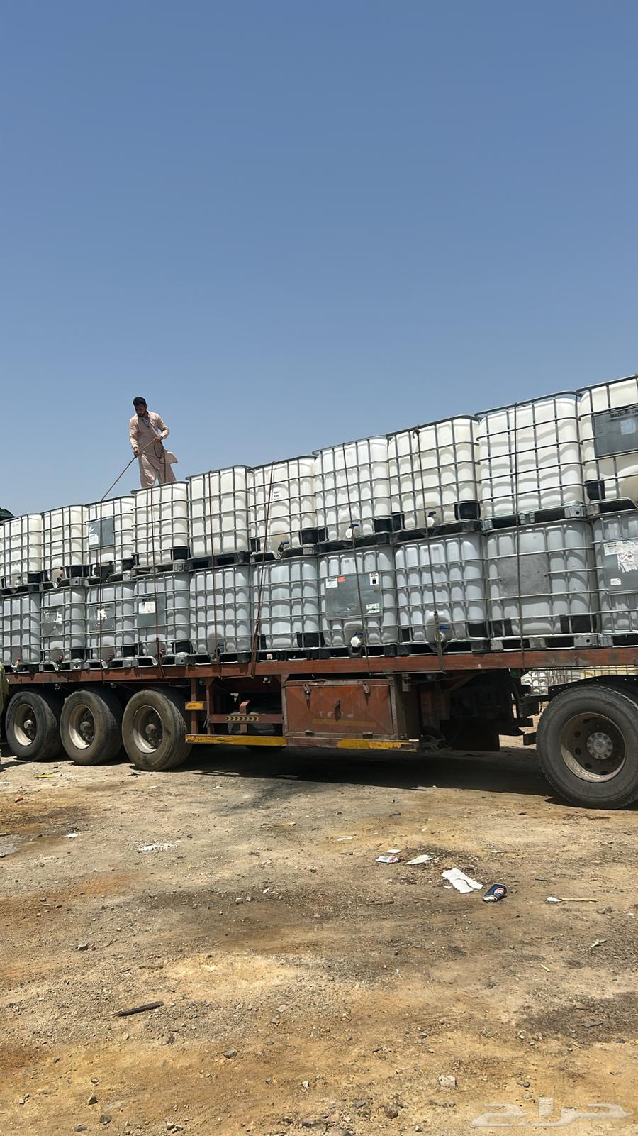 خزان ماء 1000لتر شبه جديد استخدام اول للبيع باسعار ممتازه64407503048578112