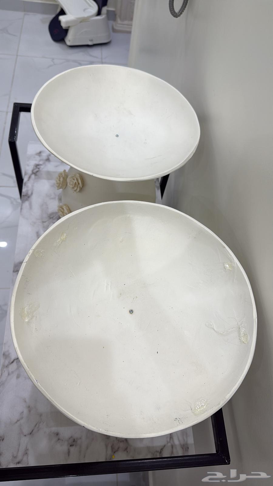 صواني حلا وطاولة طعام 3 كراسي وسرير قابل للطي64408315456770110