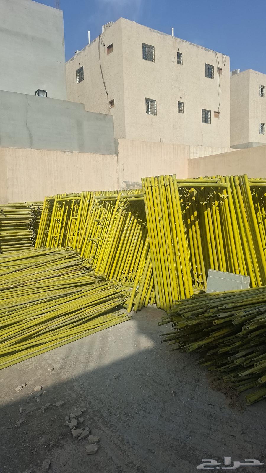 سقالات للبيع 2200 دور جديد وايضا موجود لها ملحقات بأنواعها64410695561090110