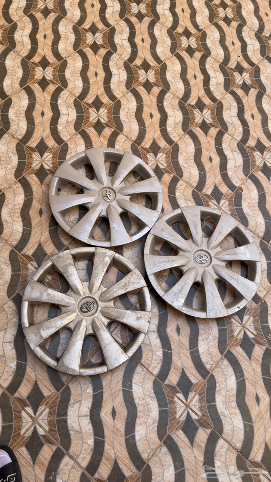 للبيع طيس كورلا 201364564517968771111