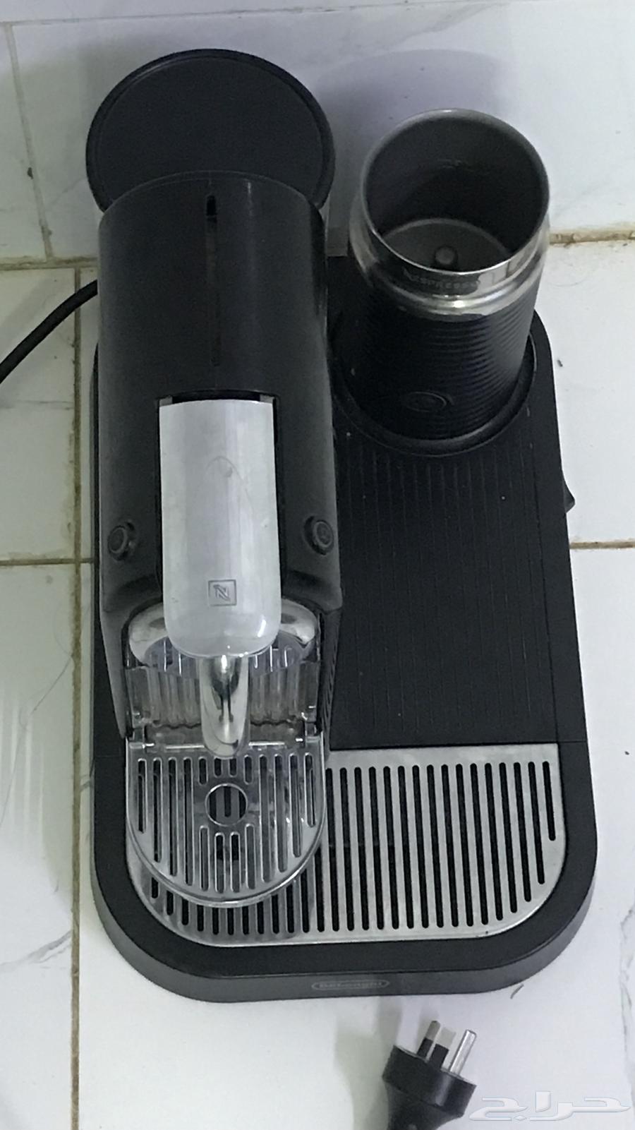 ماكينة قهوة وخافق حليب64409948849027112