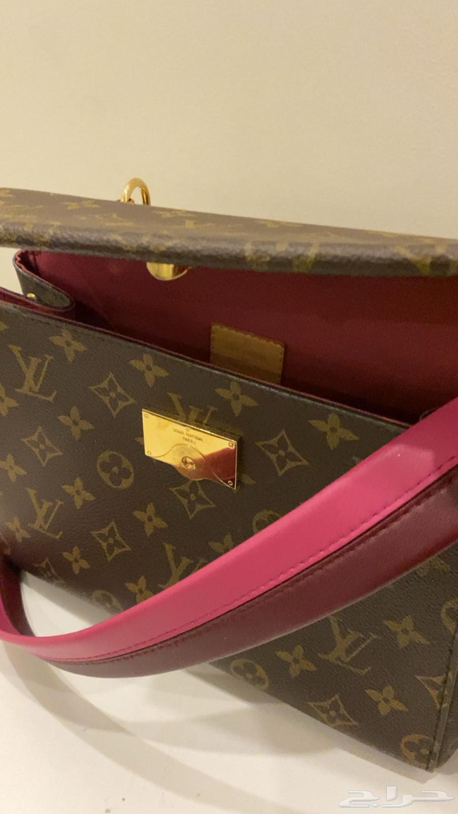 شنطة لويس فيتون اصليه مستعمله64407363941251112