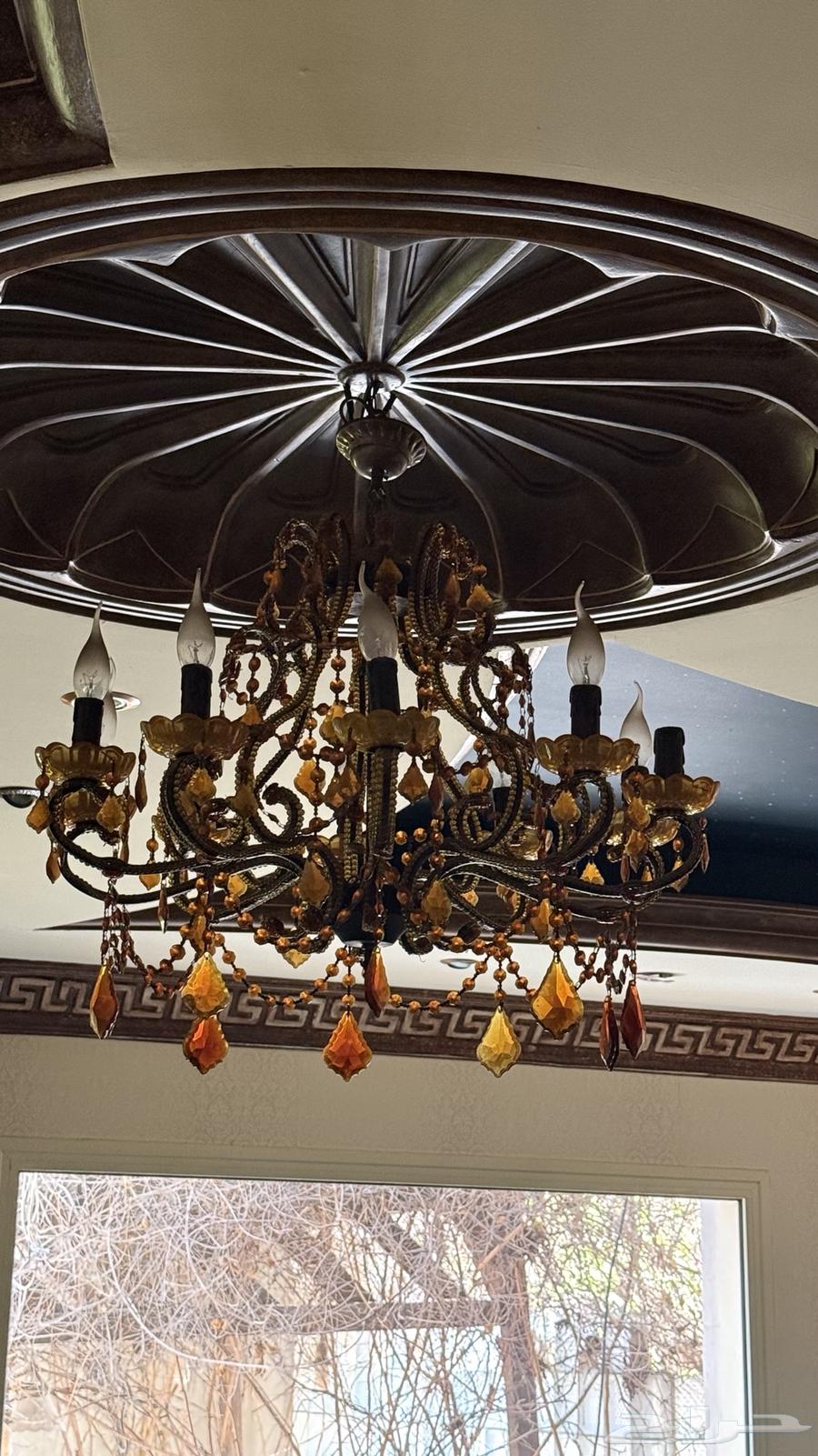 ثريا فخمه للون كريمي64407308244225110