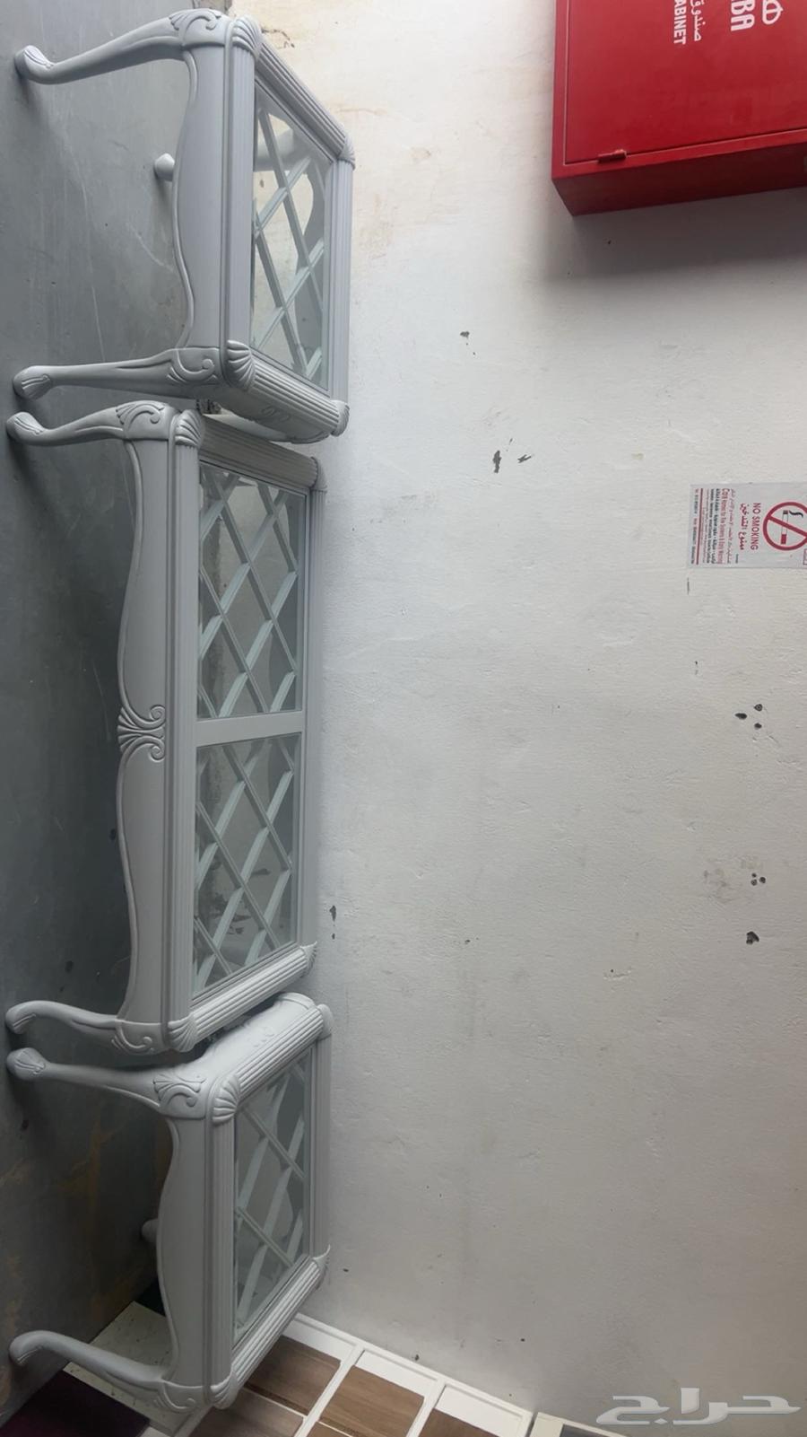 Wooden tables64408794352899112