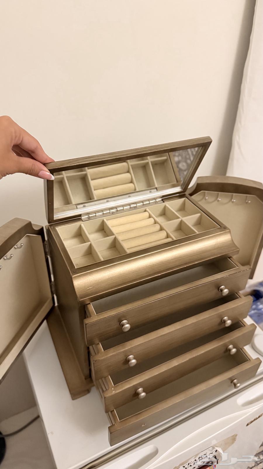 علبة مجوهرات صندوق64412856531459114