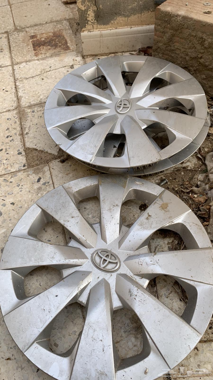 Three Korla pears from 20 to 2464565005823747110