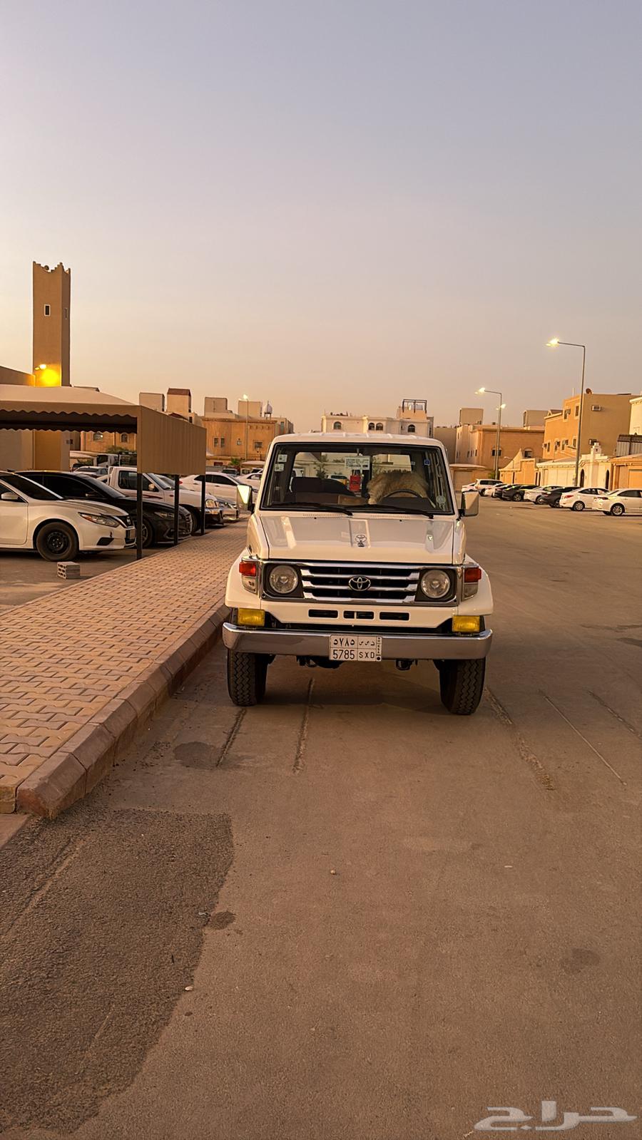 جيب ربع 200564566700445313111