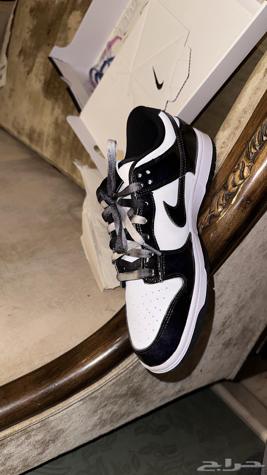 Excellent Nike boot, purchased less than a day ago and never used64409907051523111