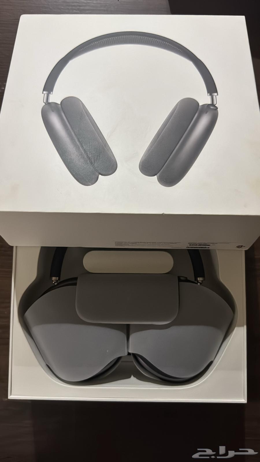 ايربودز ماكس بلون اسود اصليه 10064405292661762111