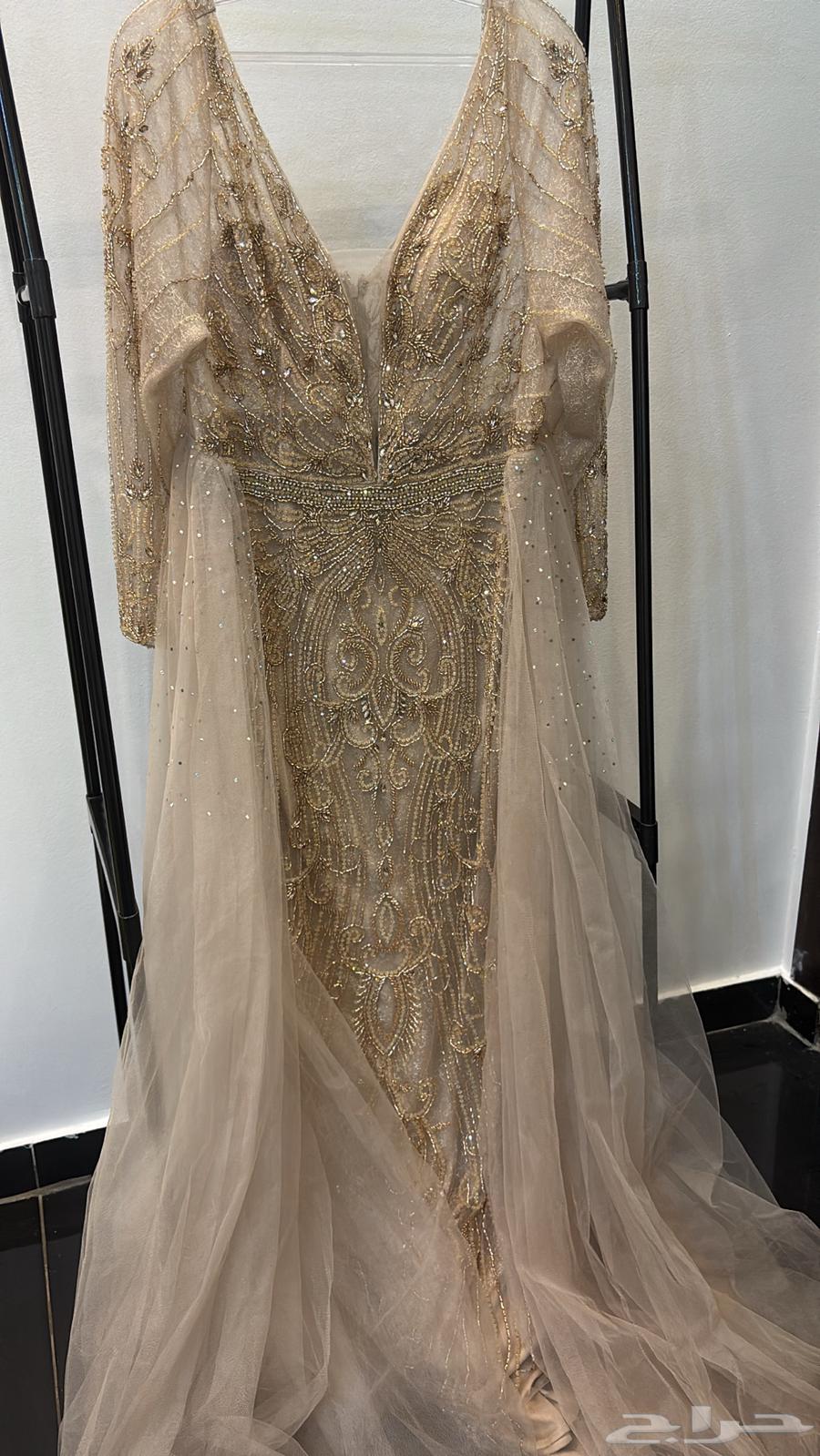 فستان فخم للبيع64409324660737111