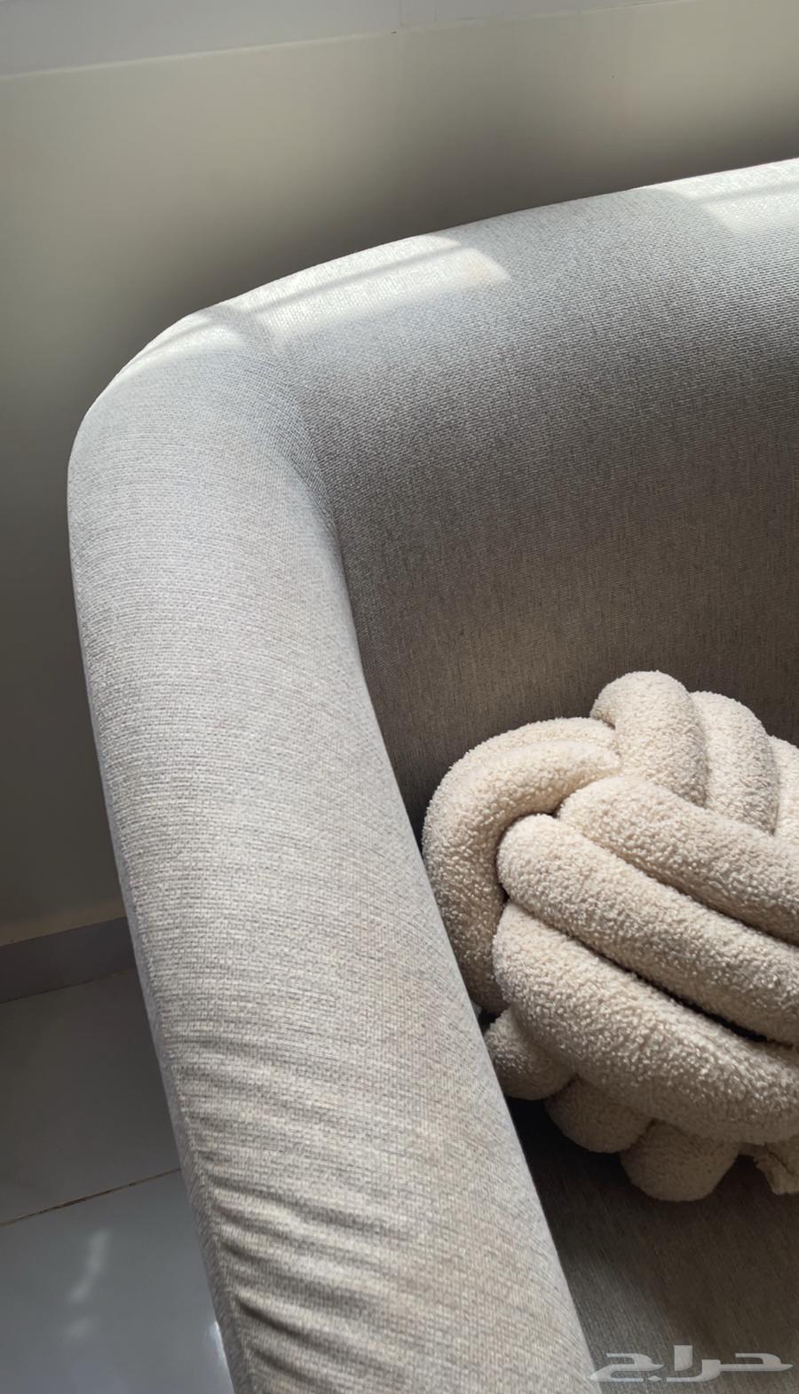 كنبه استخدام سنة البيع ب 70064407713199747111