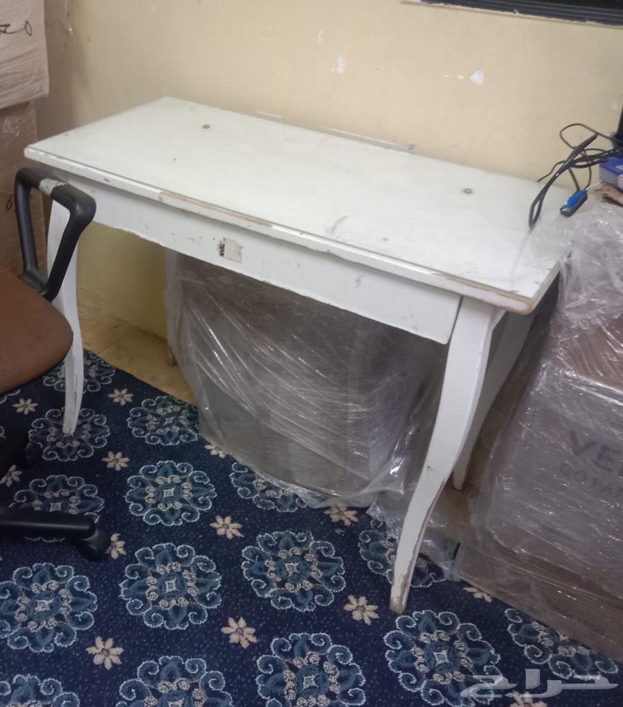 كل الاغراض دي بي 100 فقط بسبب السفر تواصل خاص64405666846210111