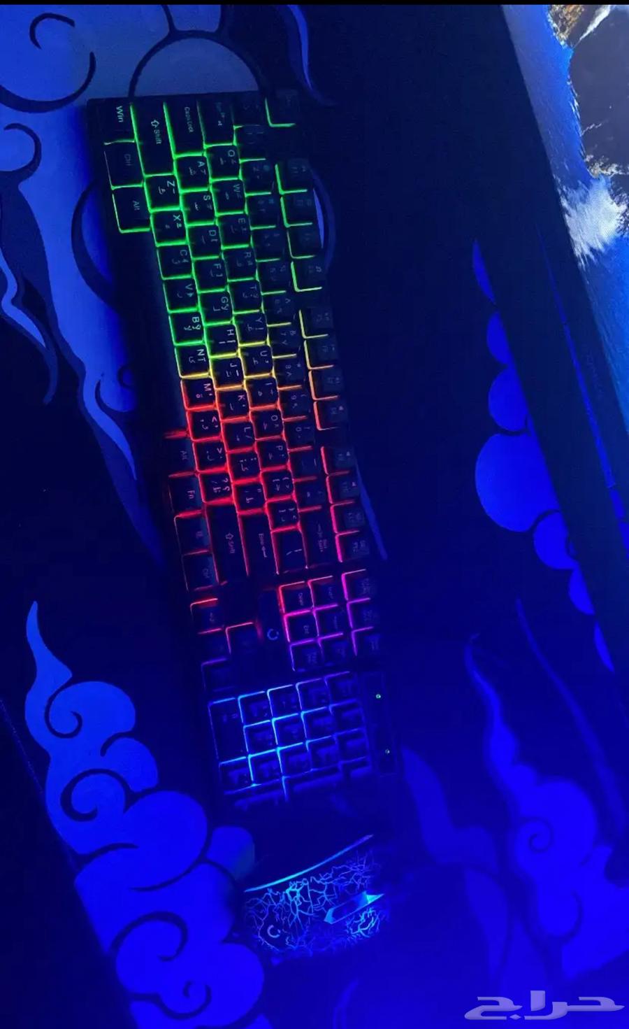 بي سي مع ماوس وكيبورد وماوس باد وستاند مايك ( بيسي )64411392687489113