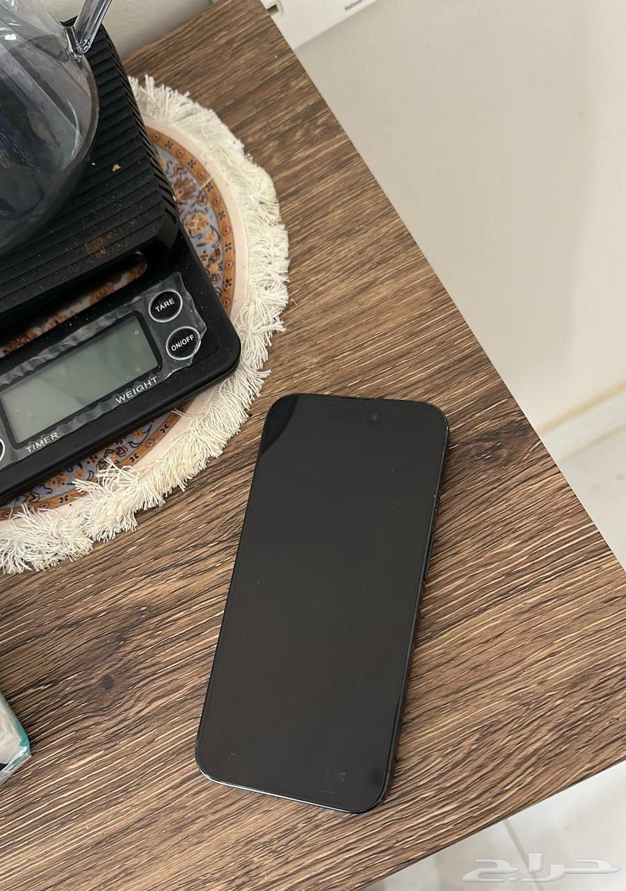 جوال آيفون 1564408524857090110