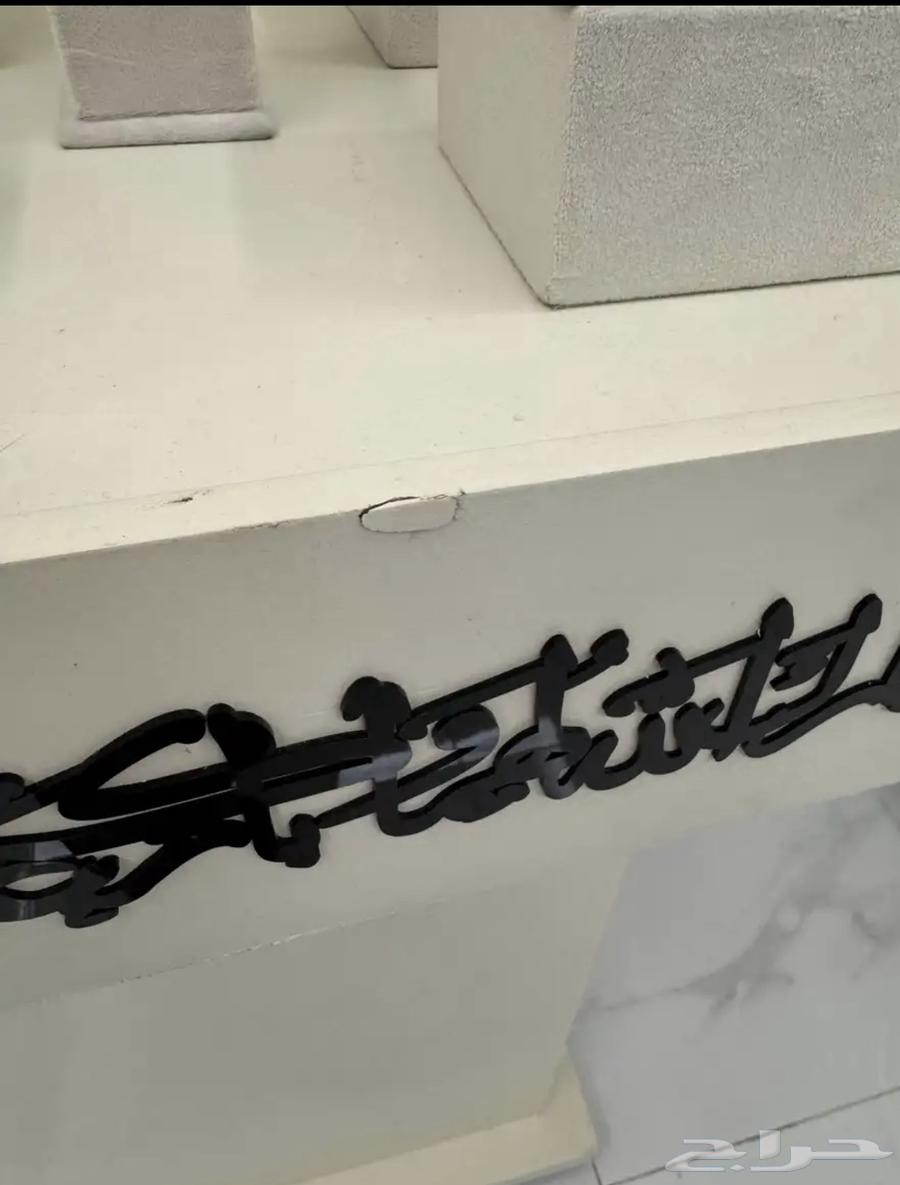 عربية ملكة64406681890434113