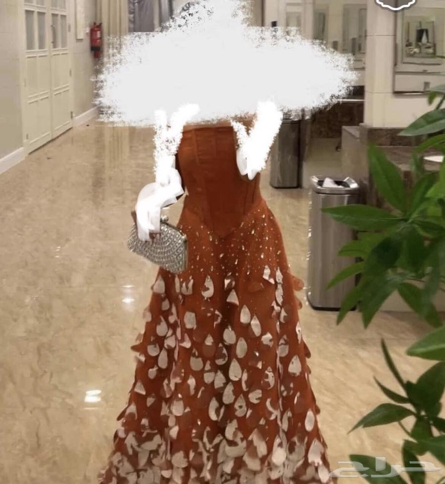 فساتين للبيع 300 ريال64405430754562112