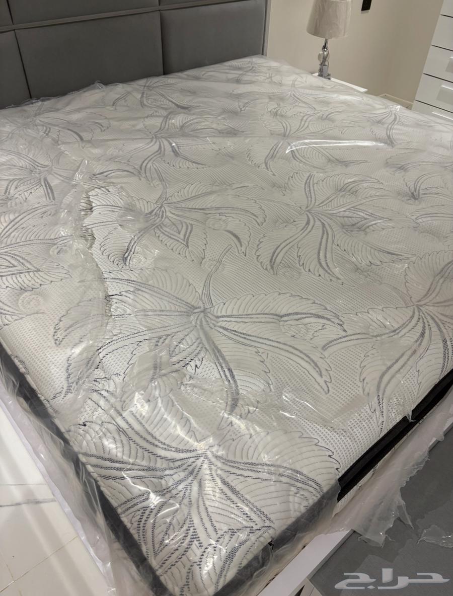 Mattress64405527283586112