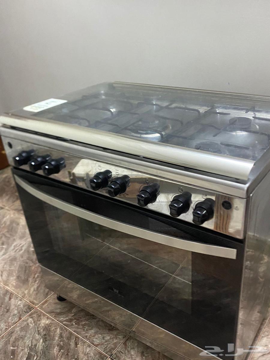 فرن غاز وكهرباء جديدونظيف والثلاجه ممتازه ونظيفه 150064406082743938111