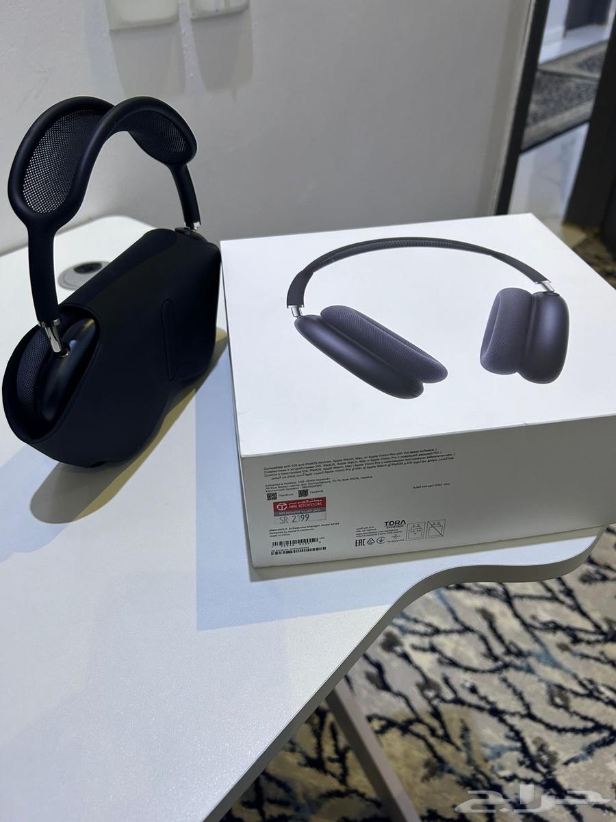 Apple AirPods Max headphones used only 4 months, completely new64408104730113110