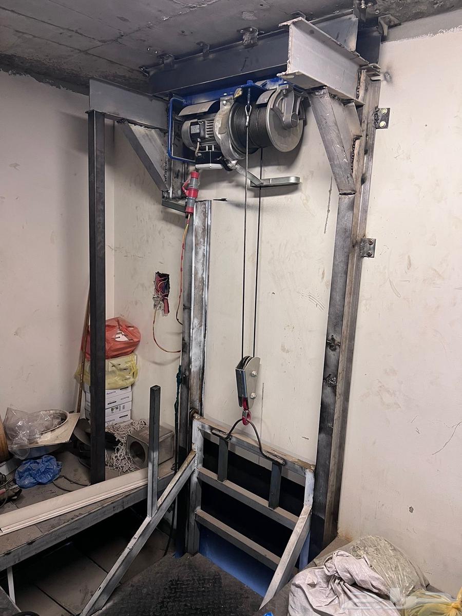 ديكور معدات محمصة رفوف حديد للبيع عطارة ميزان ونش طواحين64406220801795110