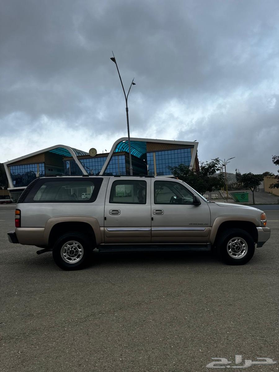 For sale GMC imported by Al-Jameel, clean 200464560178542849114