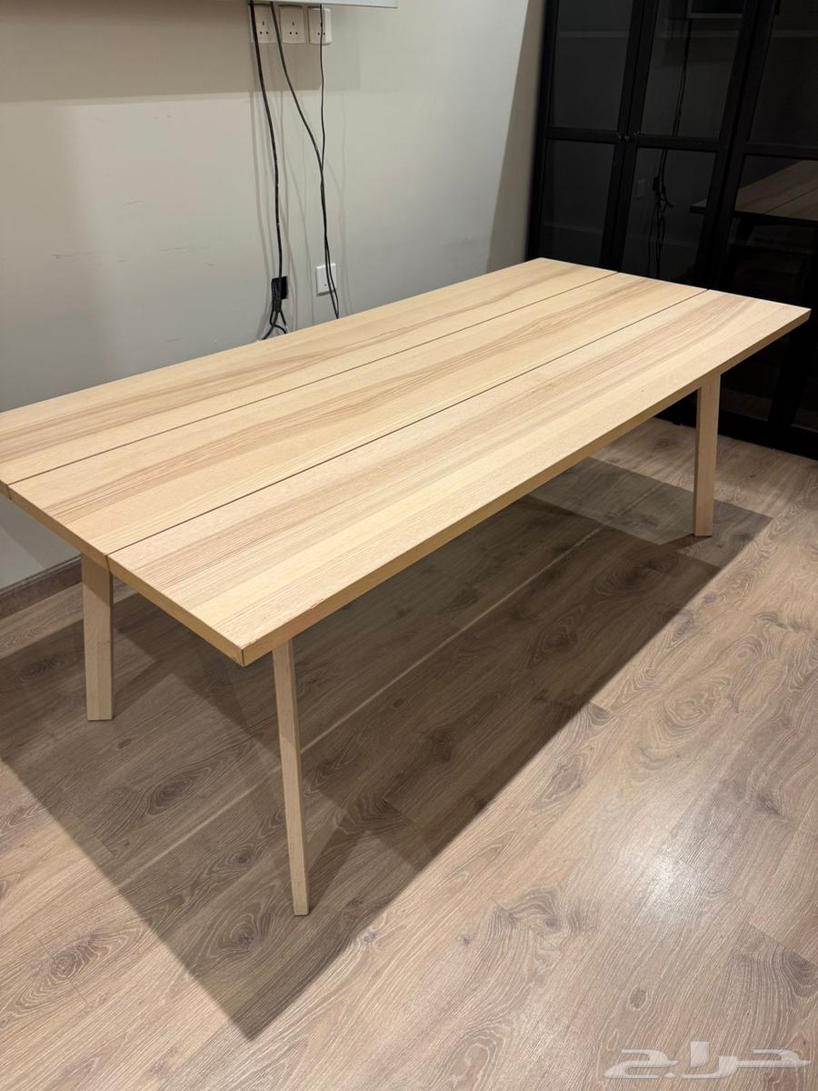 طاولة ايكيا خشبية للبيع64410934471297112