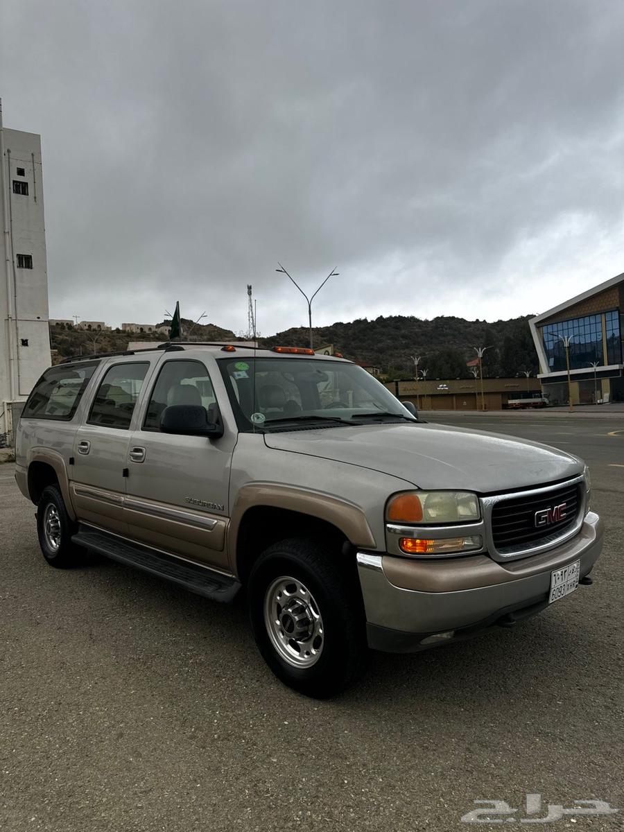 For sale GMC imported by Al-Jameel, clean 200464560178542849113