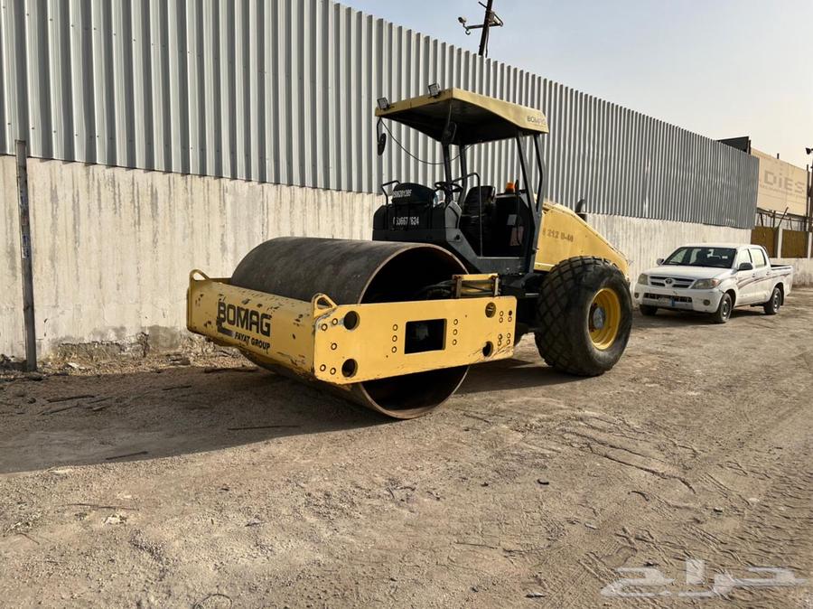 بوماج حبتين وحده 2009 والثانيه 2010 لوحه واستماره64560094477570114