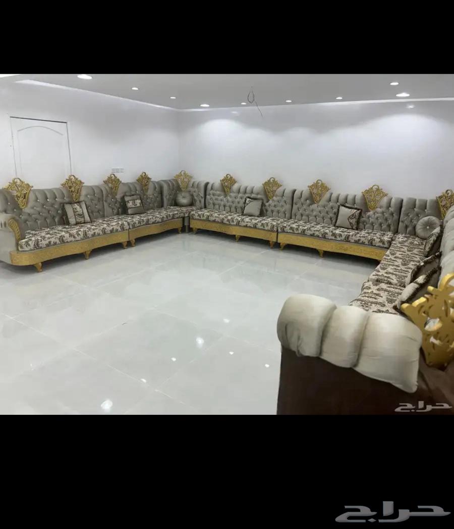 Royal sofa size 4 and a half with 6 for sale64409782500995113