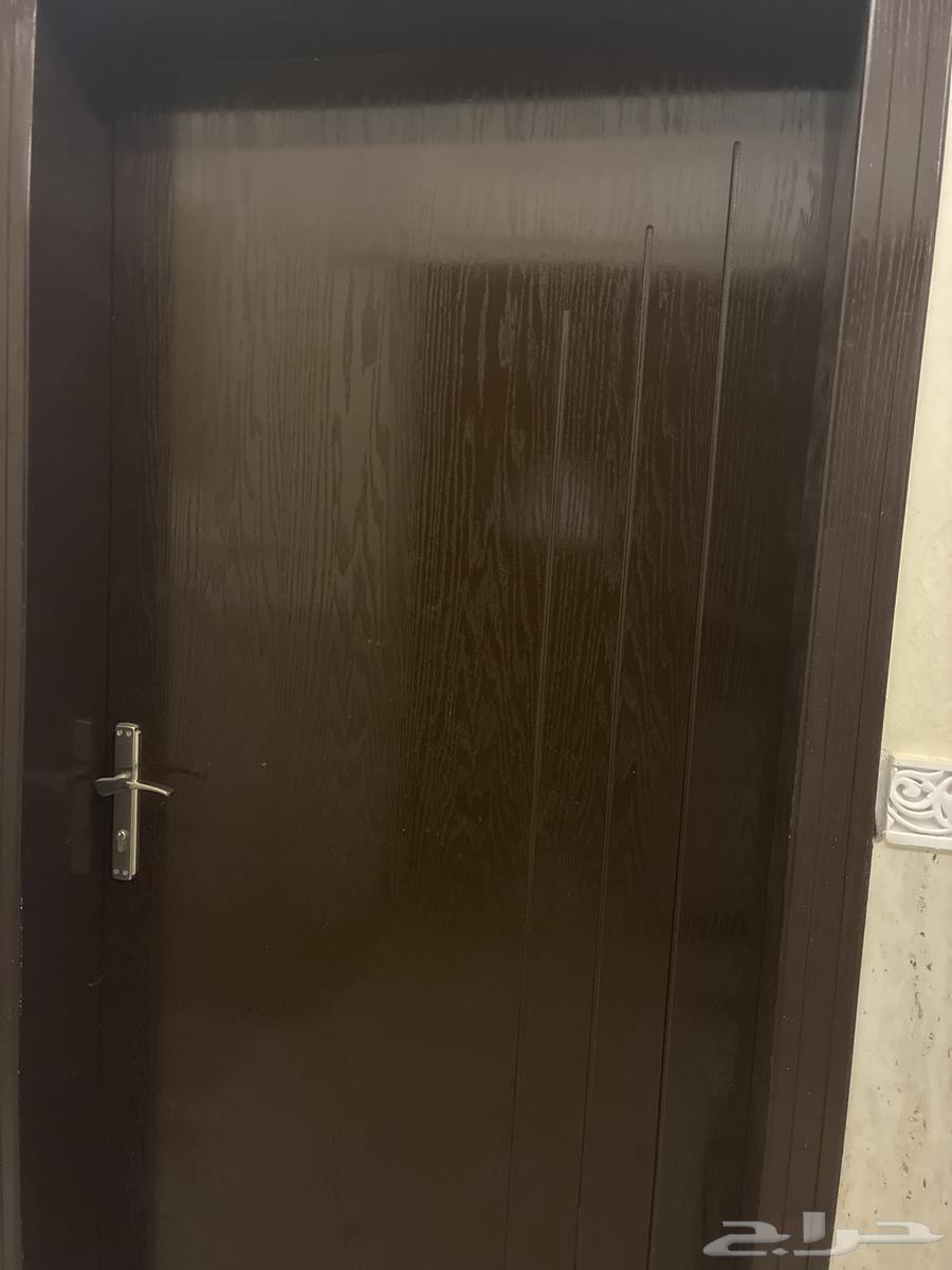 اربع ابواب خشب على السوم64409560827009111