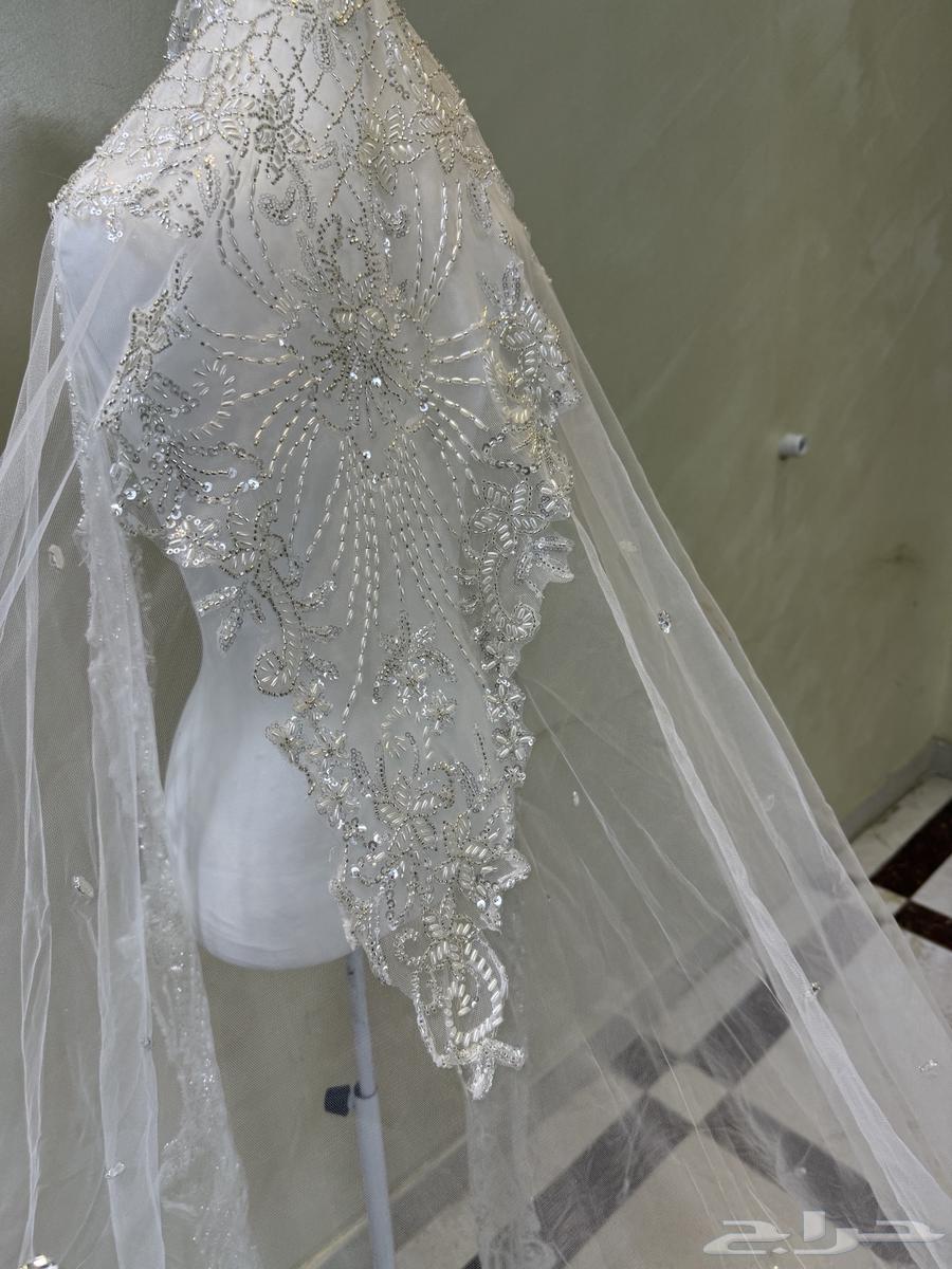 فستان زواج وملكه بجميع الملحقات مصممه عند مصمم معروف64411487042435112
