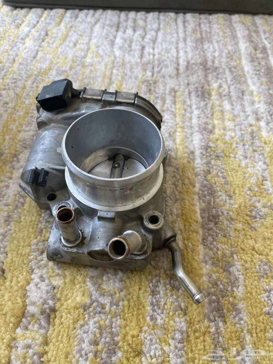 للبيع   بوابة مكينة (Throttle Body) مستعملة64564309950465114
