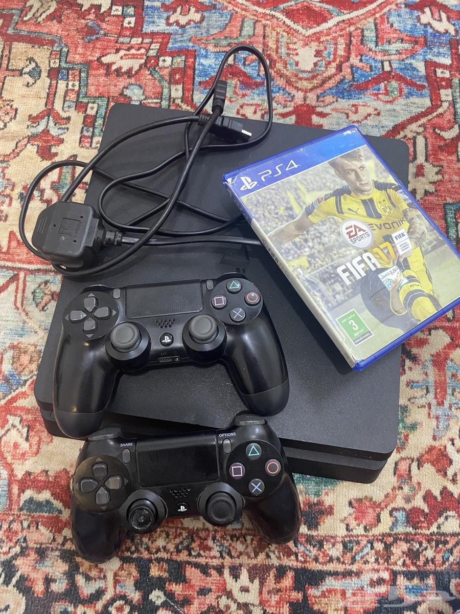 Sony PS4 used for 3 months, very little usage, with all accessories64409227033859111