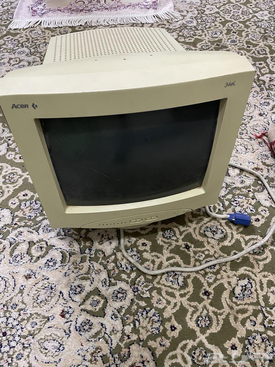 كمبيوتر مكتبي نظيف وشغال ع السوم64406012851201110