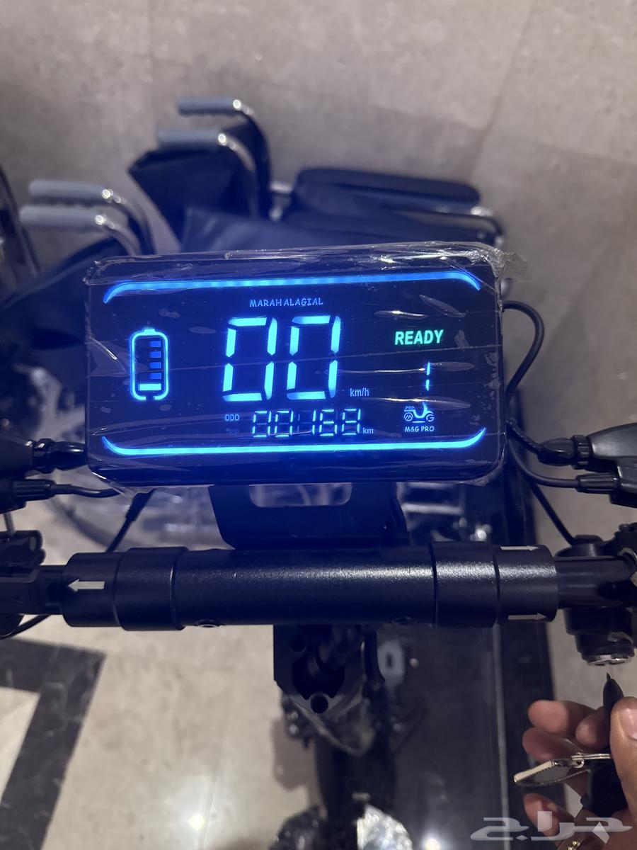 للبيع اسكوتر استخدام أسبوع سبب البيع ظروف ماديا  شريته 145064411162526978111