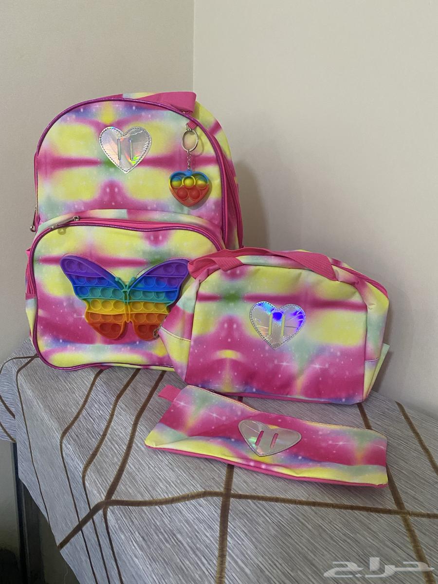 شنط مدرسيه جديده من فرست كراس64406960038273110